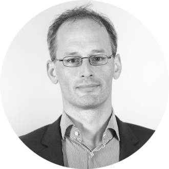 Das Foto zeigt Karsten Neuhoff.
